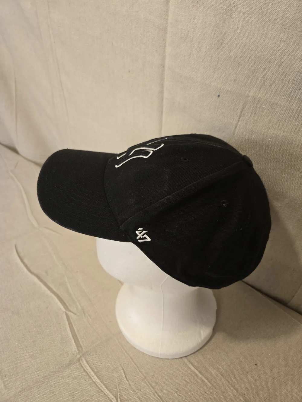 47 York Yankees Black Adjustable Baseball Cap OSFA - Picture 2 of 8